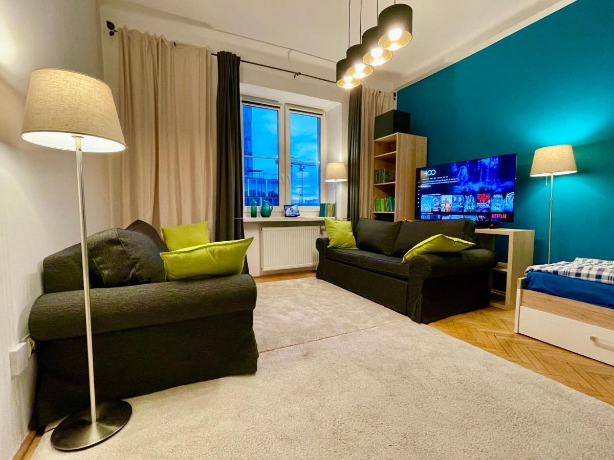 Super Square Metro X2 Fast Wifi 55'Tv Netflix Hbo Appletv+ Amazontv Apartment Warsaw Exterior photo