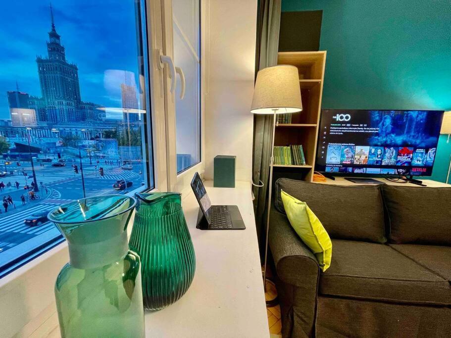 Super Square Metro X2 Fast Wifi 55'Tv Netflix Hbo Appletv+ Amazontv Apartment Warsaw Exterior photo