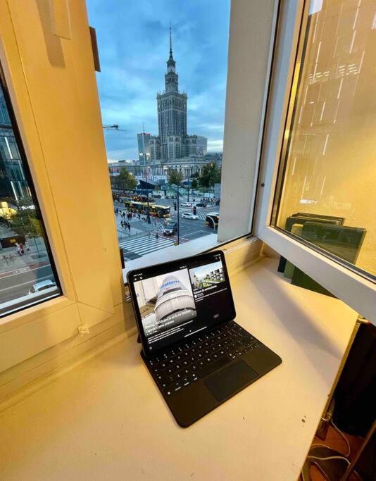 Super Square Metro X2 Fast Wifi 55'Tv Netflix Hbo Appletv+ Amazontv Apartment Warsaw Exterior photo