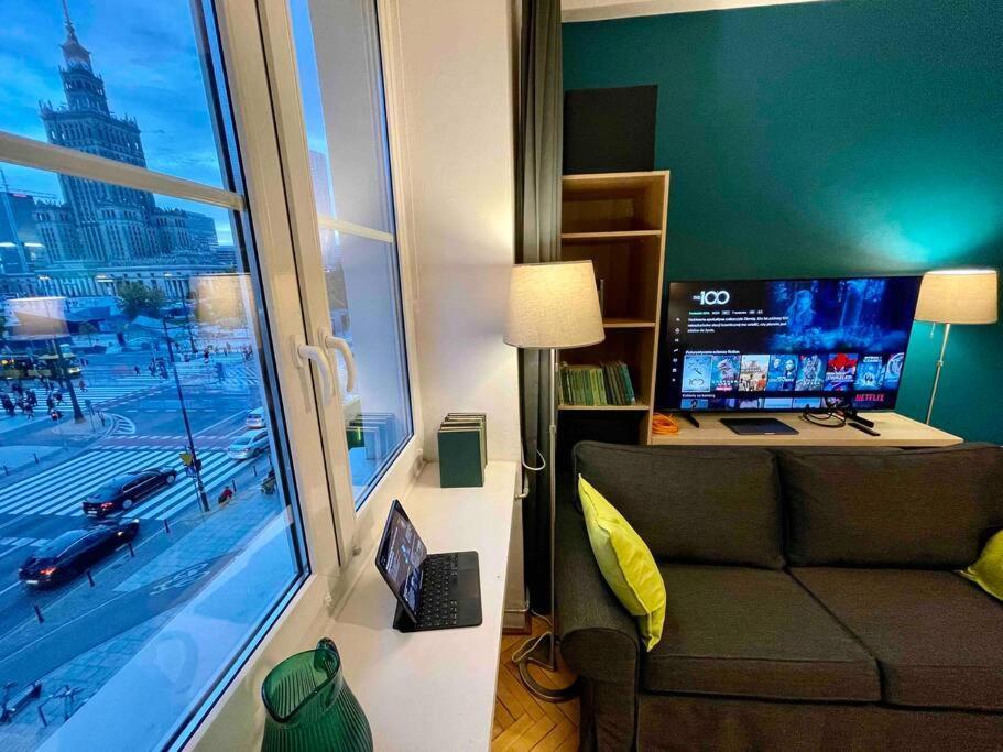 Super Square Metro X2 Fast Wifi 55'Tv Netflix Hbo Appletv+ Amazontv Apartment Warsaw Exterior photo