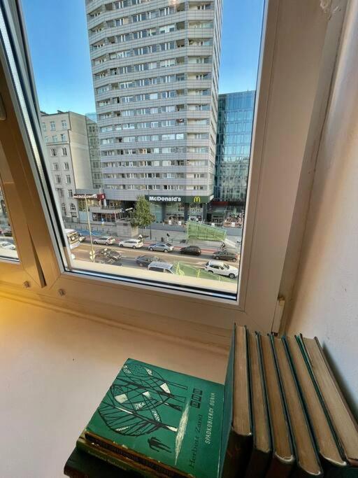 Super Square Metro X2 Fast Wifi 55'Tv Netflix Hbo Appletv+ Amazontv Apartment Warsaw Exterior photo